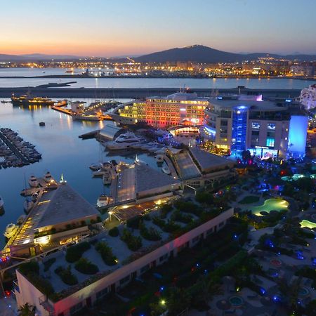 Luxury Yacht Hotel Gibraltar Exterior foto